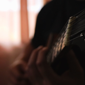 新婚H圆房～H嗯啊1V2动漫
